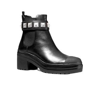 Micheal Micheal Kors Glenn Studded Leather Boots
